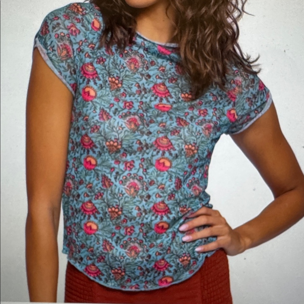 NATURAL LIFE Blue Floral Short Sleeve Tee with Pink Accents